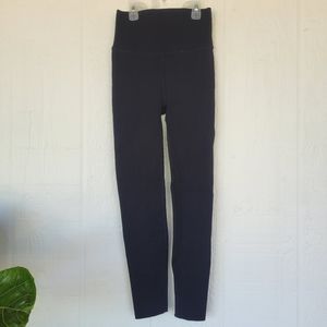 Sculptknit by fabletics black leggings